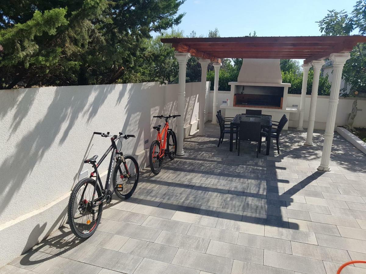 Elizabeta Apartments Hoek van Holland Ngoại thất bức ảnh